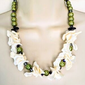 Vintage MOP Purple Crystal & Green Glass Pearl Dramatic Statement Necklace 19.5"